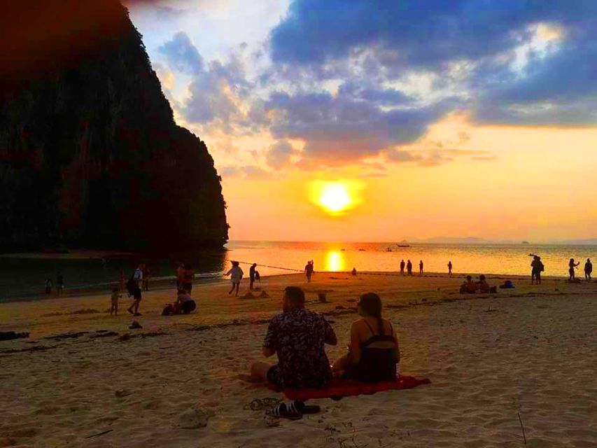 Krabi: 4 Islands Sunset Longtail Boat Tour with BBQ Dinner - Key points at a glance
