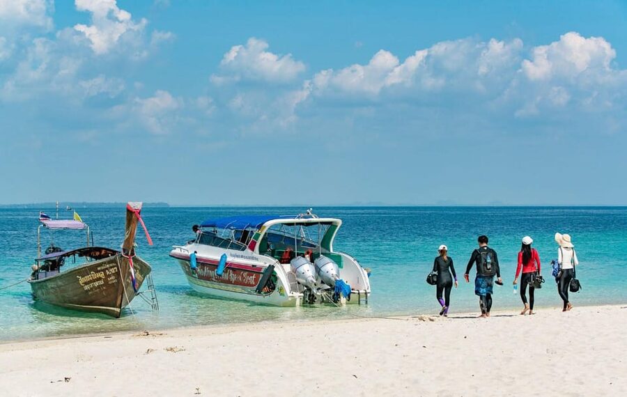 Krabi: 4 Islands & Thale Waek's Sandbar Tour By Speedboat - A fast route through Krabi’s four-island group
