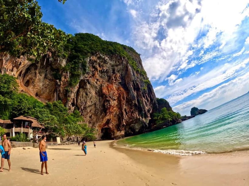 Krabi: 7 Islands Speedboat Magic to Twilight Treasures - Two hours on Poda Island for dinner and sunset