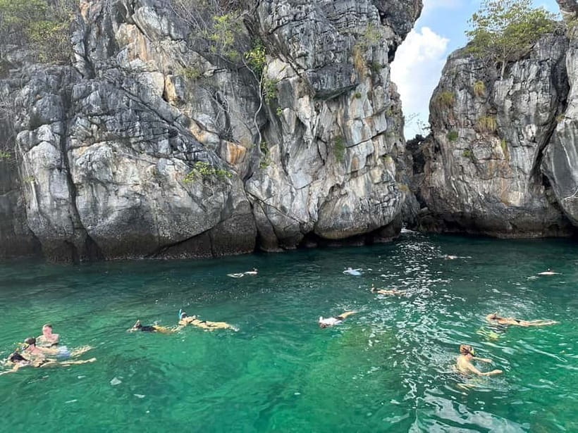 Krabi: 7 Islands Sunset by Longtail Boat with Snorkeling - What to pack for a smoother day