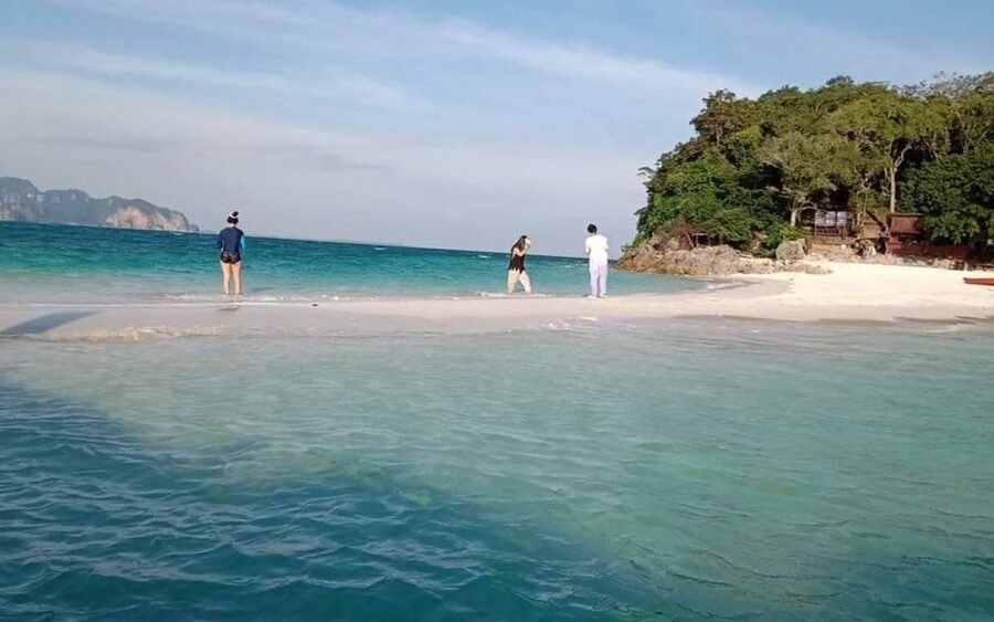 Krabi: 7 Islands Sunset Hopping Cruise with BBQ & Plankton - BBQ dinner, fruit, and food that feels useful