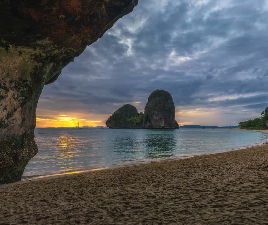 Krabi: Bioluminescent Plankton, Snorkeling & Sunset Tour - Key things to know before you book