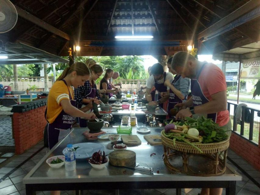 Krabi: Cooking Class at Thai Charm Cooking School with Meal - Hotel pickup from Krabi Town and Ao Nang