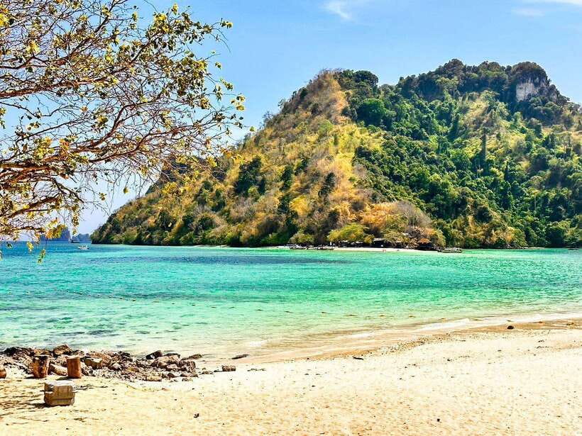 Krabi:Day Trip 4 Islands by Premium Longtail Boat with Lunch - The early transfer and pier wait