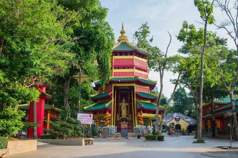 Krabi: Emerald Pool, Hot Springs & Krabi Town Day Tour - Simple ways to make the day better