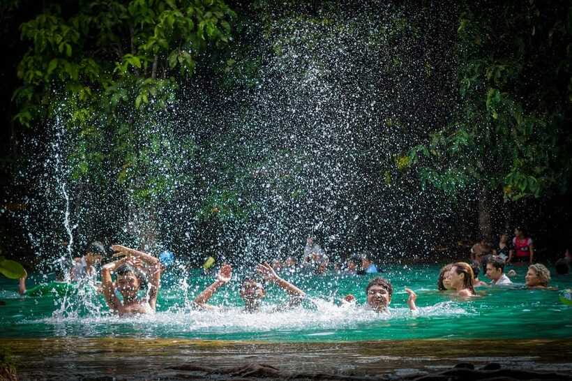 Krabi: Emerald Pool, Hot Waterfall, & Tiger Cave Temple Tour - Tiger Cave Temple: 1,260 steps and a serious reward