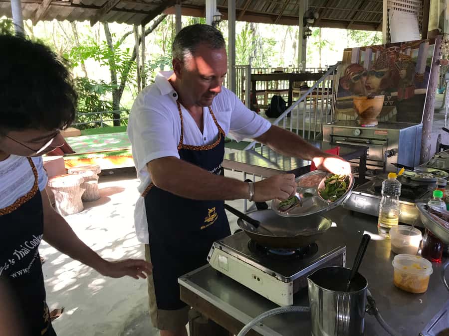 Krabi: Evening Thai Cooking Class at Ya's Cookery - Choosing your four dishes