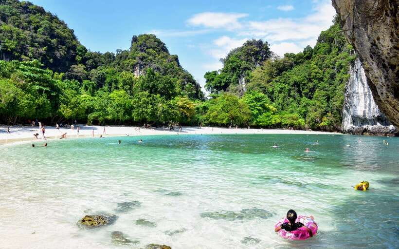 Krabi: Hong Island Longtail Boat & Kayak Tour w Buffet Lunch - Koh Daeng: clear water with conditions attached