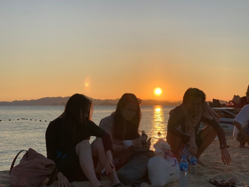 Krabi: Hong Island Sunset Tour w/ Beach Dinner+Night Snorkel - Key points at a glance