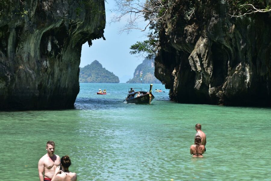 Krabi: Hong Island Sunset Tour w/ Beach Dinner+Night Snorkel - What the $63 price really covers