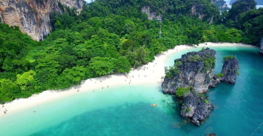 Krabi: Hong Islands Day Tour by Longtail Boat - Timing, crowds, and the day’s pace