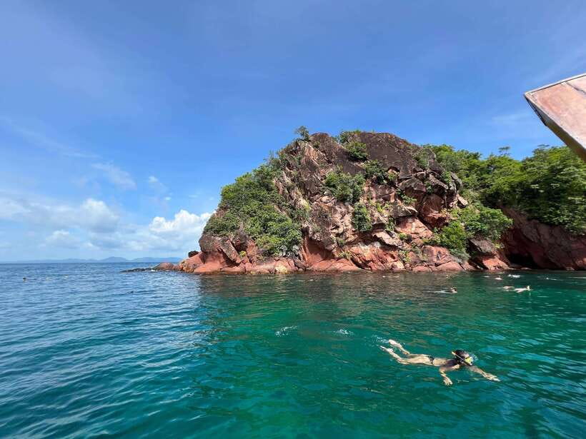 Krabi: Hong & Paradise Island Odyssey by Speedboat - Hong Island beach and the first swim
