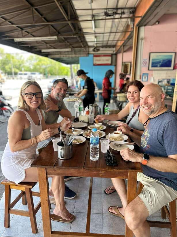 Krabi: Morning Food Tour with Local Guide - Practical advice for a better morning