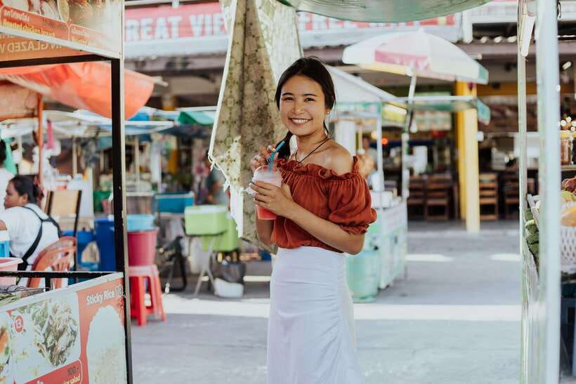 Krabi: Morning Food Tour with Local Guide - Meeting Krabi at Maharaj Market