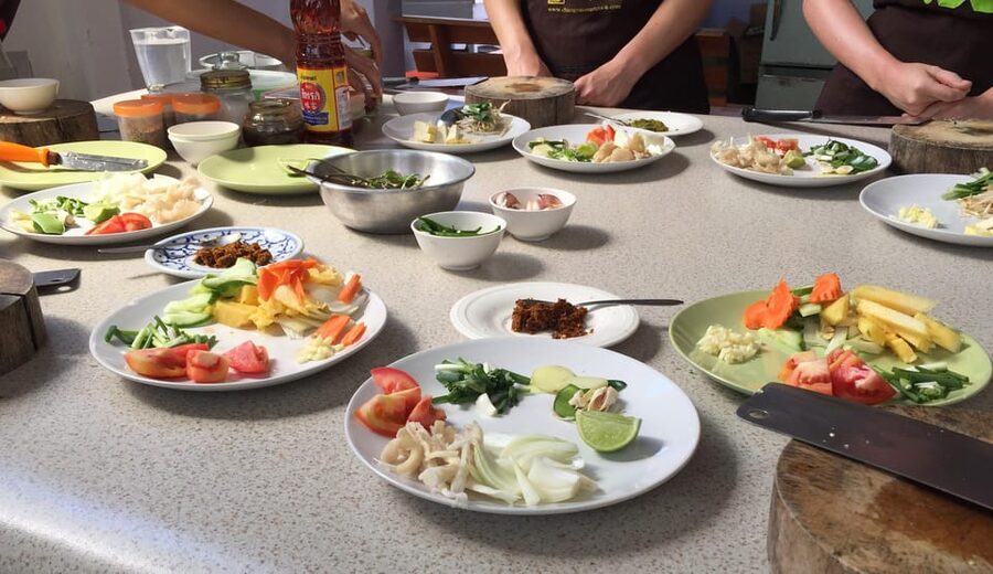 Krabi: Morning or Afternoon Culinary Adventure at Smart Cook - Choosing your menu from seven Thai food groups
