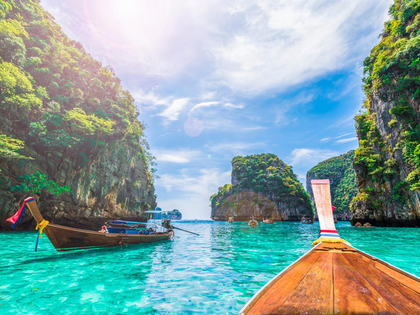 Krabi: Premium 4-Island Day Trip by Longtail Boat with Lunch - Koh Poda: Thai lunch with time to slow down