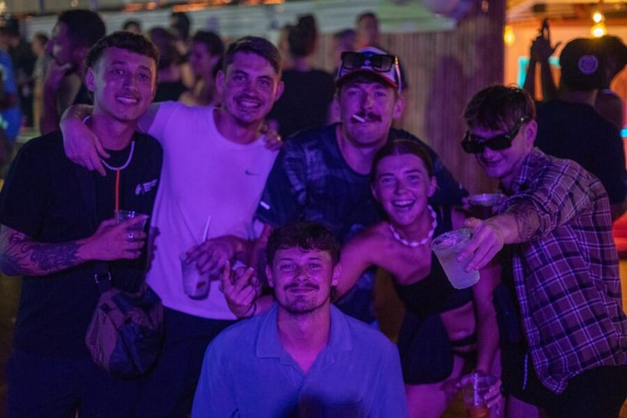 Krabi Pub Crawl - Join Nomads For The Best Night in Ao Nang! - The first venue may feel more like a club