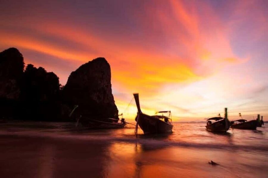 Krabi: Railay Sunset and Bioluminescent Plankton Tour - Free time at Railay Beach