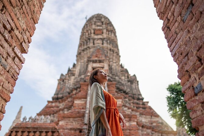 Lopburi Monkey Temple & Ayutthaya Old City Tour From Bangkok - Guides, group size, and the human side of the day