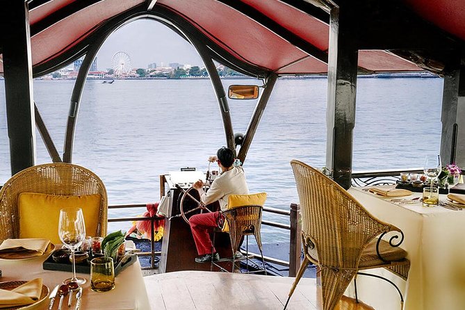 Manohra 5-Star Luxury Dinner Cruise with Pre-Canapés in Bangkok - Starting at Anantara Riverside