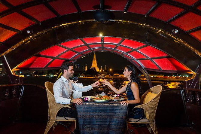 Manohra 5-Star Luxury Dinner Cruise with Pre-Canapés in Bangkok - Service and the human touch