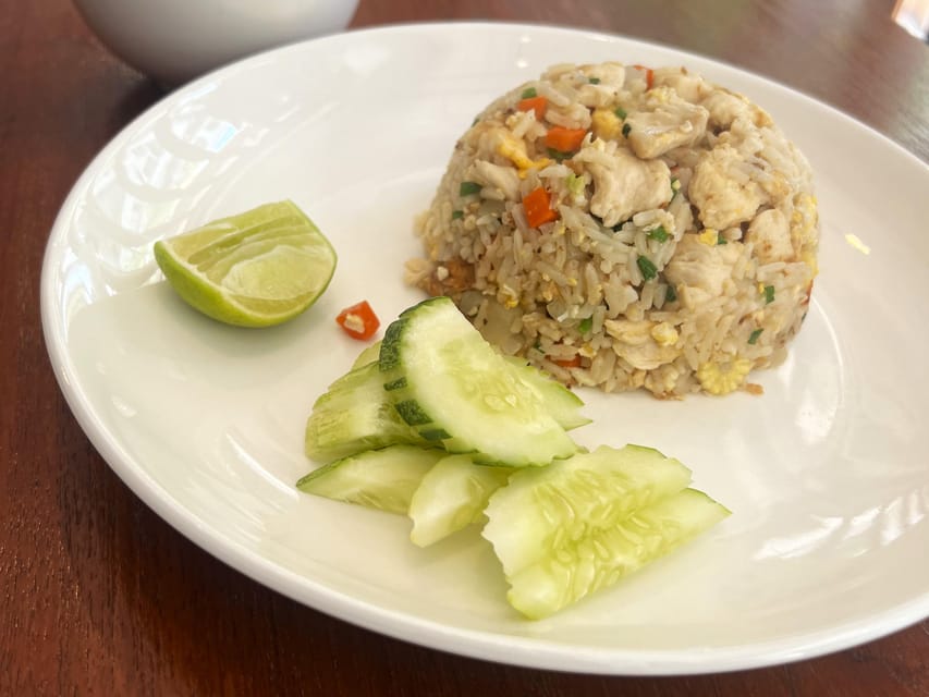No Diet Club - Local food tour in Bangkok with many tastings - What the guide adds between the bites