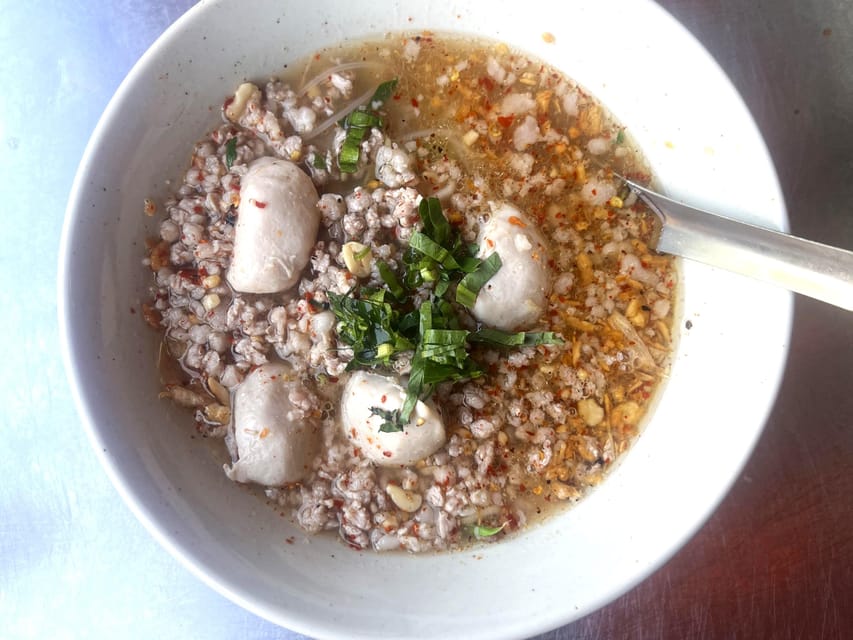 No Diet Club - Local food tour in Bangkok with many tastings - Walking, timing, and practical comfort