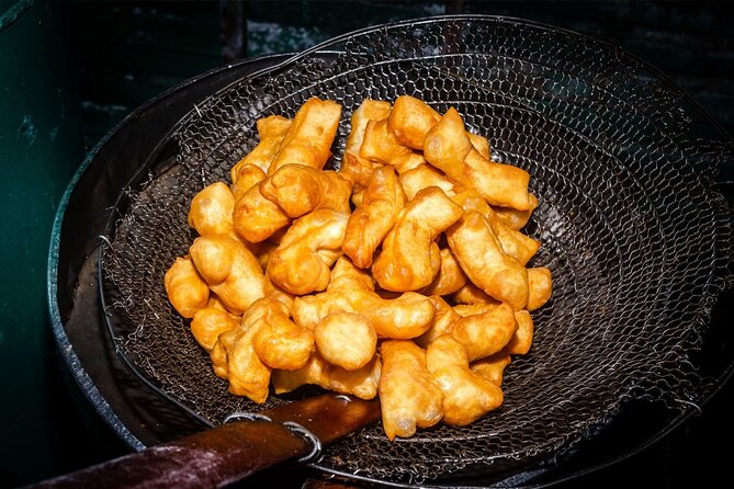 Northern Flavours Chiang Mai Food Tour with 15+ Tastings - Stop one: getting into Chiang Mai’s food story