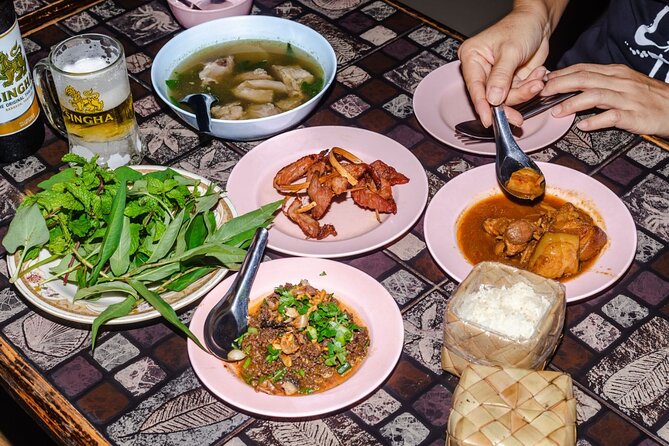 Northern Flavours Chiang Mai Food Tour with 15+ Tastings - What the guides add to the meal