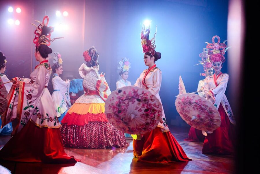 Pattaya: Alcazar Cabaret Discounted Admission Ticket - Is the discounted price good value?