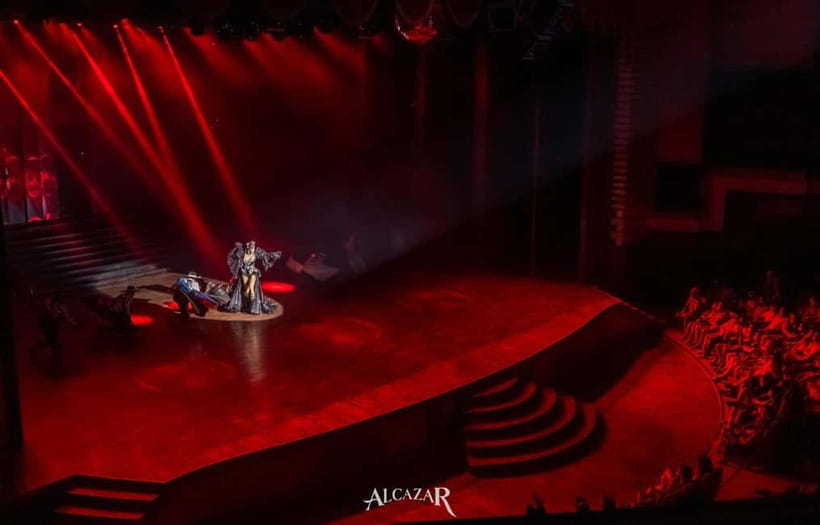 Pattaya: Alcazar Cabaret Show Admission Ticket - What the strongest parts reveal