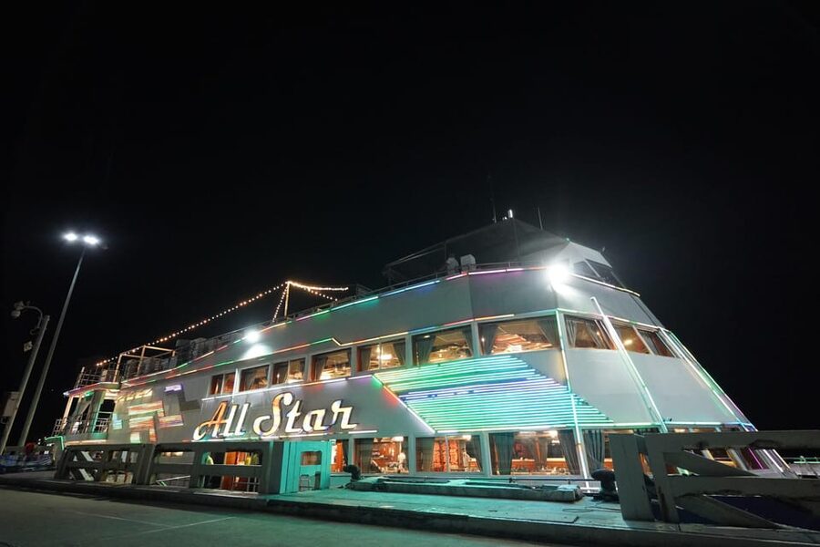 Pattaya: All Star Dinner Cruise, Cabaret Show & Beer Buffet - Getting to Bali Hai Pier E before 6:30 pm