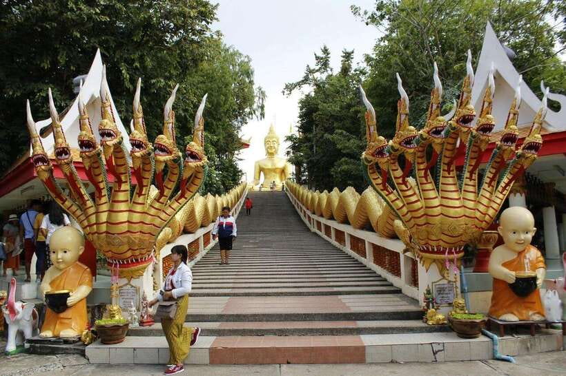 Pattaya: Buddha, Floating Market, Gems Museum Tour & Lunch - What this five-hour Pattaya tour is trying to do
