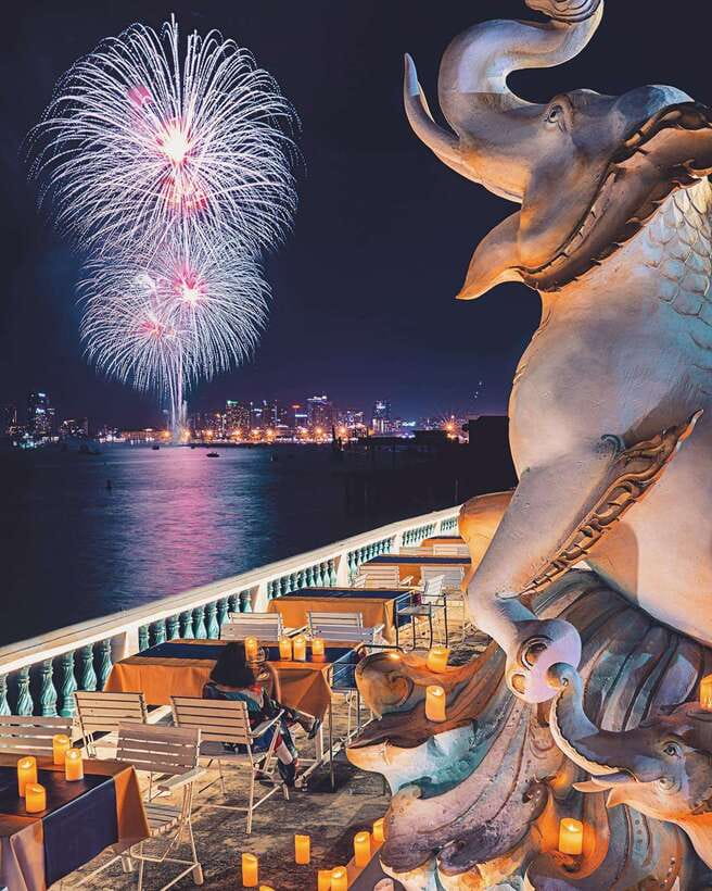 Pattaya: King Seafood Buffet Package - Practical booking advice