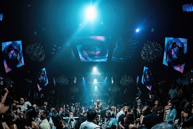 Pattaya: Rooftop, Nightclubs, Nightmarket & Walking Street - Choosing the 8 PM rooftop or 9:30 PM market start