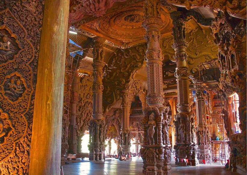 Pattaya: Sanctuary of Truth Admission with Guided Tour - Heat, crowds, and the best time to go