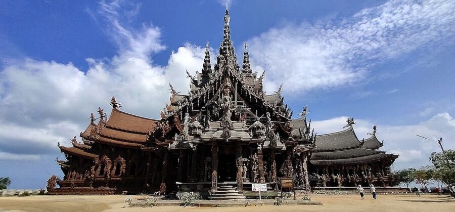 Pattaya: The Sanctuary of Truth Discounted Admission Ticket - Why this wooden temple is different from ordinary sights in Pattaya
