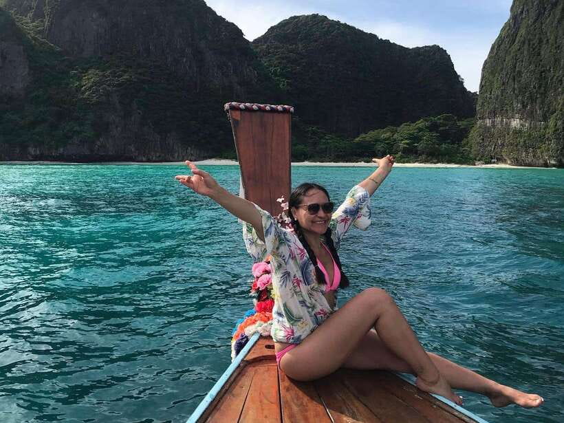Phi Phi: 7 Islands longtail boat with Sunset and Plankton - Monkey Beach and Viking Cave set the tone
