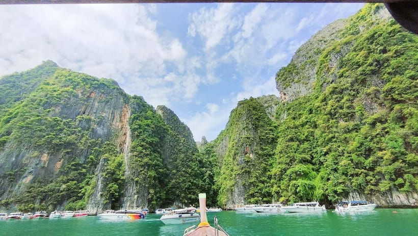 Phi Phi: Half Day Long Tail Boat to Maya Bay - Monkey Beach: thirty minutes with a warning