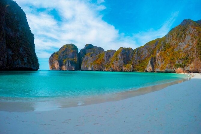 Phi Phi Islands Adventure Day Trip w/ Seaview Lunch by V. Marine - Maya Bay and the limits of fame