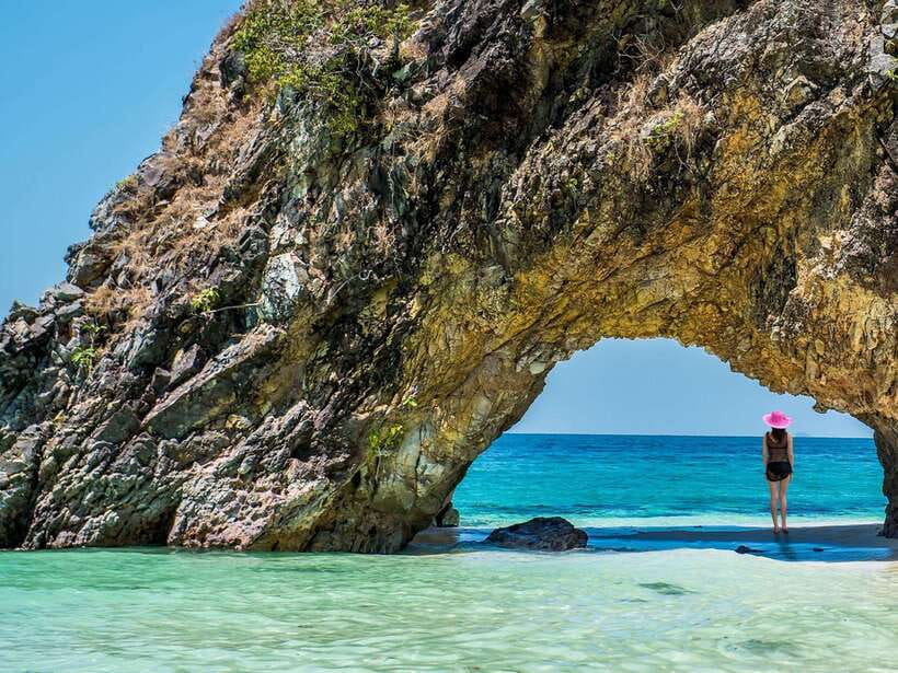 Phuket: 3 Khai Islands Snorkeling Tour - Khai Nai: cats, sand, and the easiest first stop