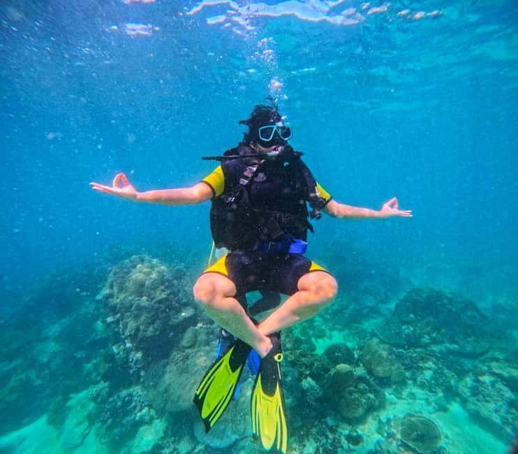Phuket: 3 Khai Islands Speedboat Tour- Snorkeling & Relaxing - Breakfast snacks before the speedboat