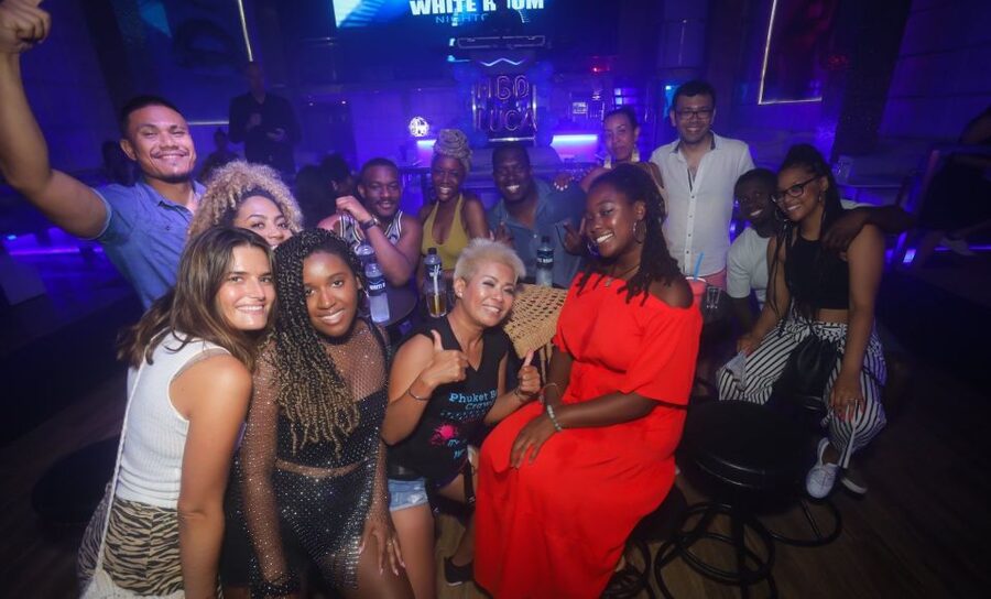 Phuket: Bar Crawl Tour - Who will enjoy this night most