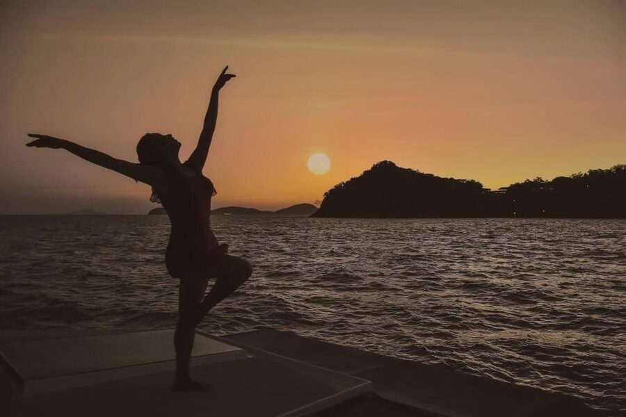 Phuket: Coral Island & Sunset Dinner by Sailing Catamaran - Who will enjoy this most?