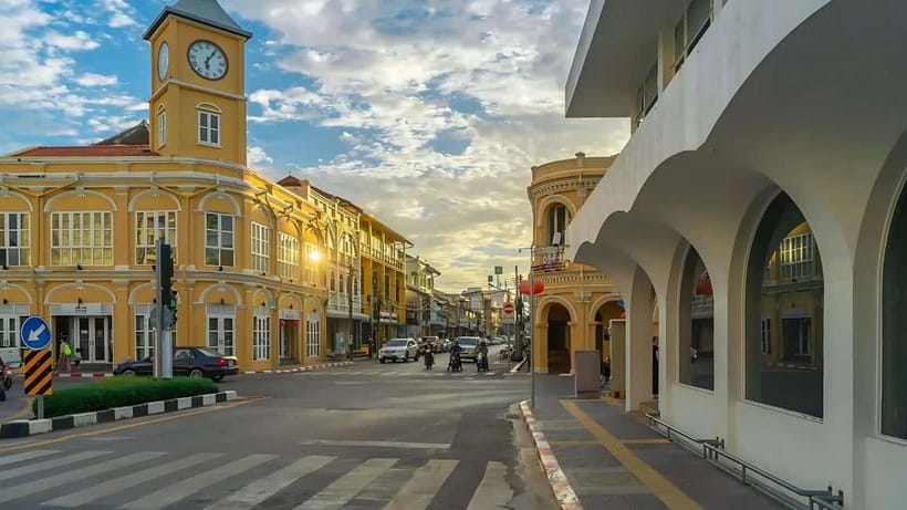 Phuket: Full Day City Tour with Night Market - Rang Hill for a final city view