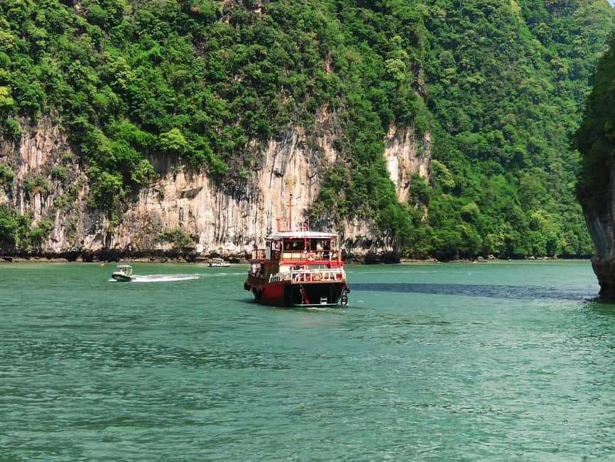 Phuket: Phang Nga,Hong & James Bond Islands by Big Boat - Phang Nga Bay lunch and open-water sightseeing