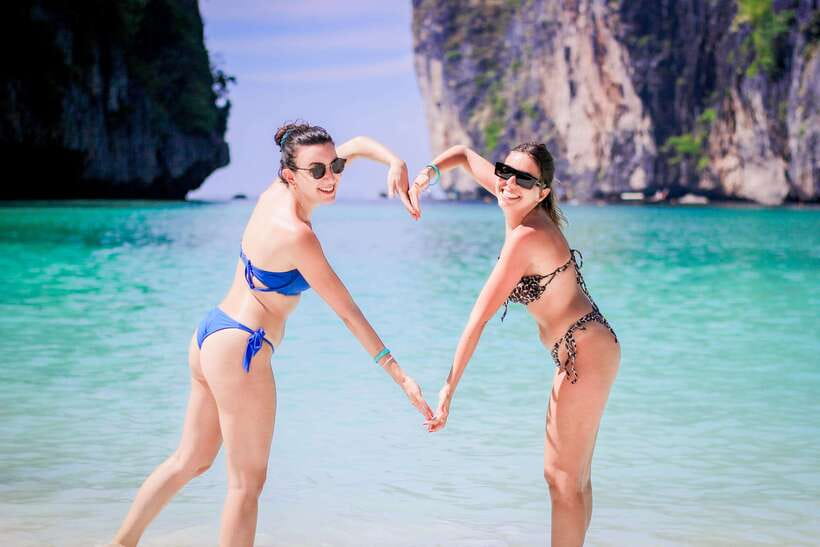 Phuket: PhiPhi, Maya Bay & Khai Island Day Tour with Lunch - Khai Nok Island ends the day gently