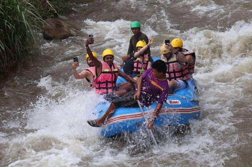 Phuket: Rafting 5KM and ATV Ride 30MIN Adventures - One short zipline platform