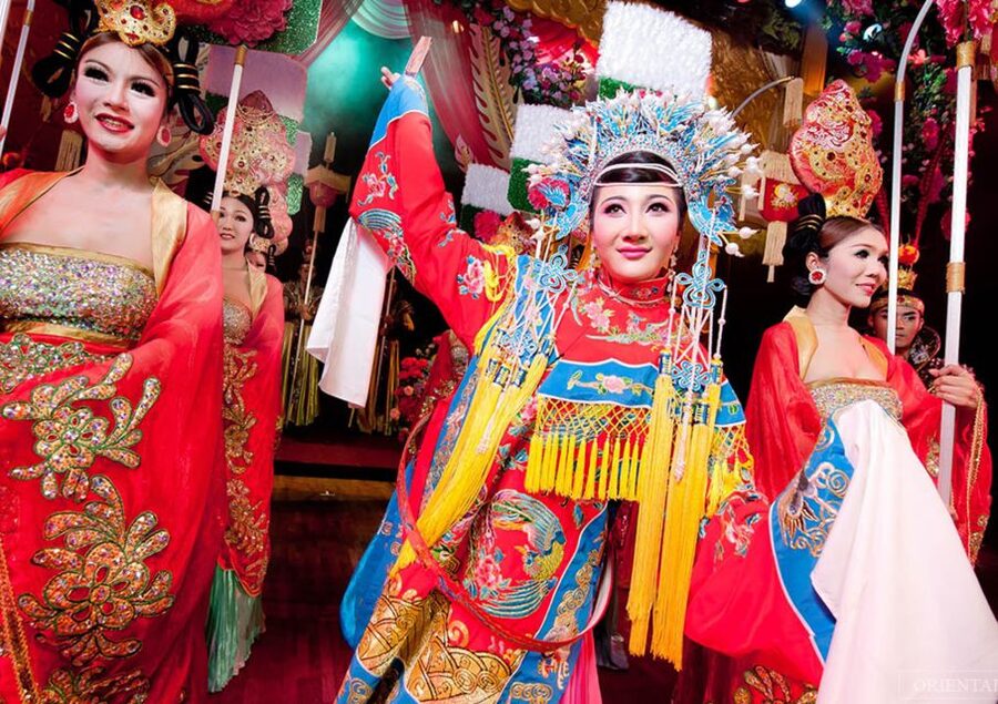 Phuket: Simon Cabaret Show Admission Ticket - The costumes, sets, and first acts
