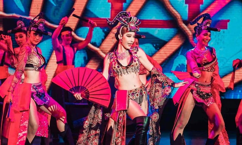 Phuket: Simon Cabaret Show Tickets Optional First 3 Rows - Hotel transfers and getting to Patong